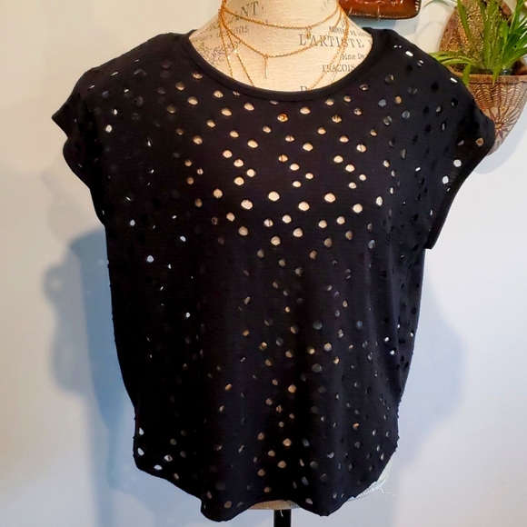 Chaus see through holes design shirt - Picture 1 of 6